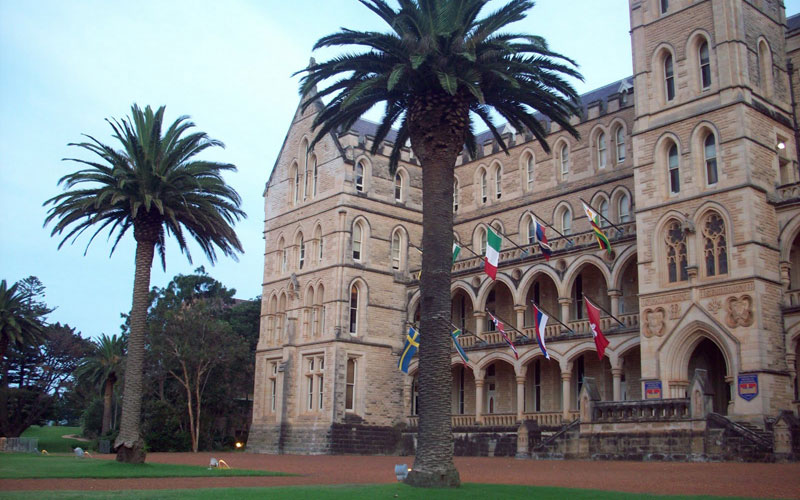 International College of Management, Sydney (ICMS)