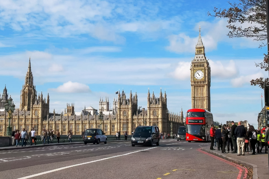 Muốn du học Anh giá rẻ, chọn thành phố nào? Cập nhật mới nhất 2024