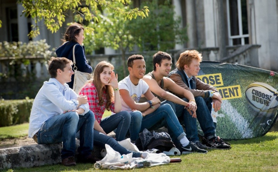 Sinh viên tại đại học University of Roehampton 
