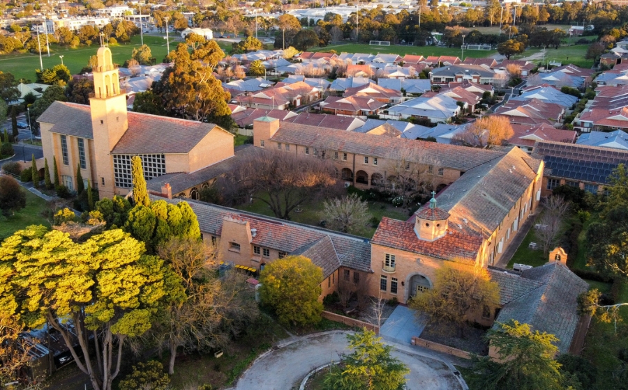 Đại học University of Divinity Melbourne | Top 41 chương trình đào tạo năm 2024