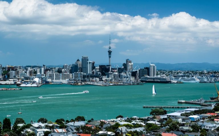 Đại học University of Auckland | Tổng quan, học bổng và học phí mới nhất 2024